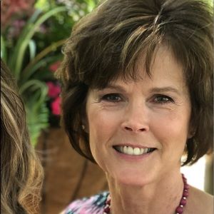 Meet your Posher, Julia